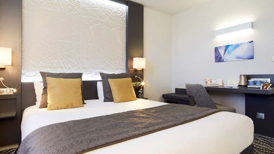 Kyriad Paris Ouest Bezons La Defense Room