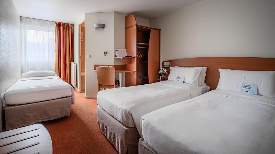 Kyriad Rennes Nord Room