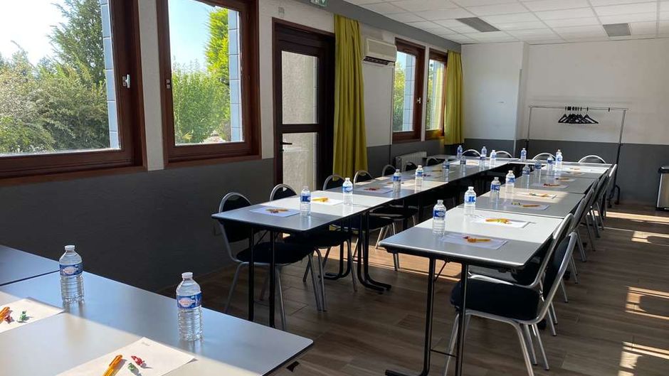 Hotel Kyriad Meeting