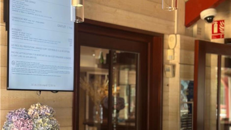 Kyriad Saint Malo Ouest/Dinard Lobby