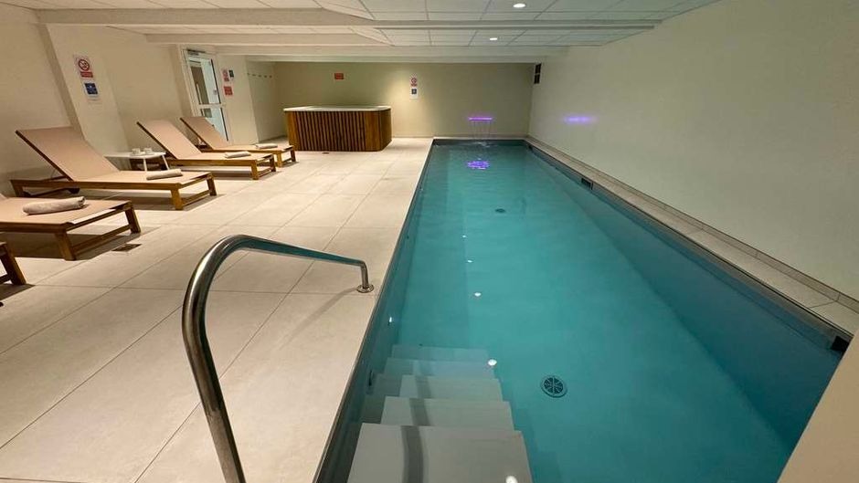 Kyriad Saumur Centre Pool