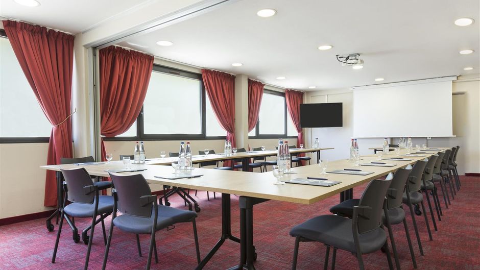 Hotel Kyriad Meeting