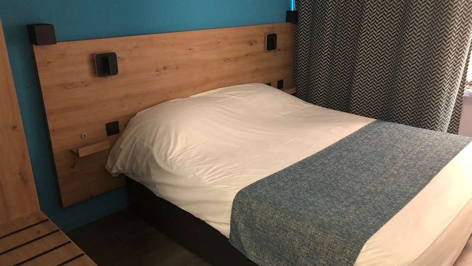 Hotel Kyriad Toulon Est-La Garde Room