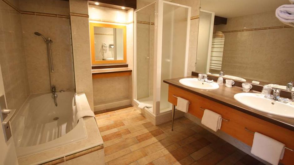 Hotel Kyriad Tours-St Pierr des Corps Suite