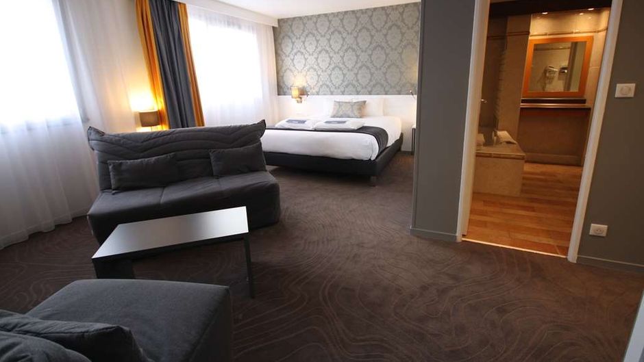 Hotel Kyriad Tours-St Pierr des Corps Suite