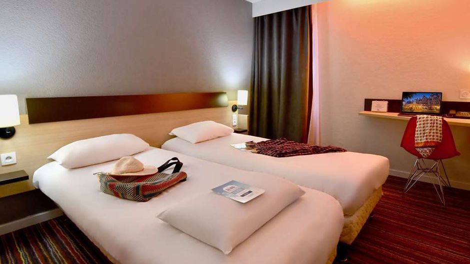 Kyriad Tours Sud Room