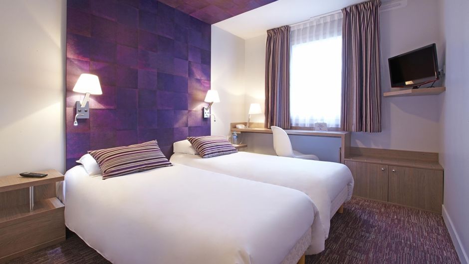 Kyriad Valence Nord Room