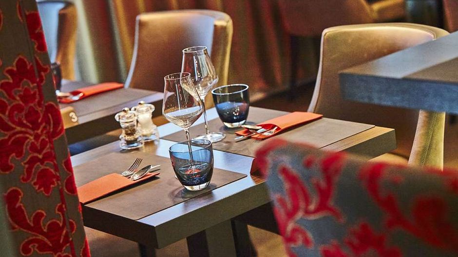 Kyriad Prestige Lyon Saint Priest Restaurant