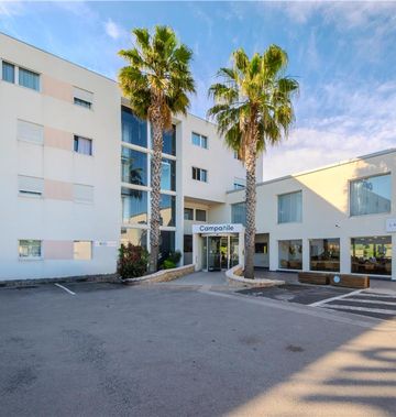 Campanille Montpellier Ouest Croix