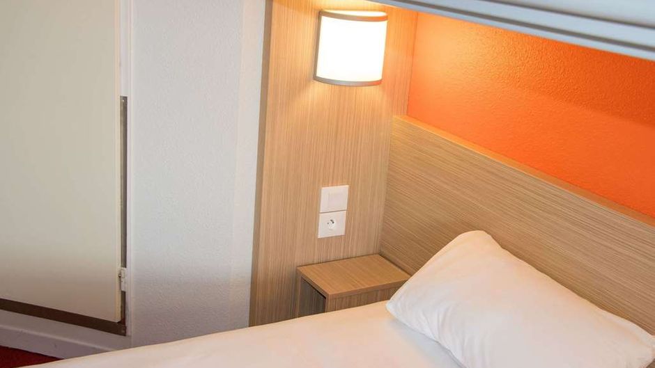 Premiere Classe Nantes Est St Sebastien Room