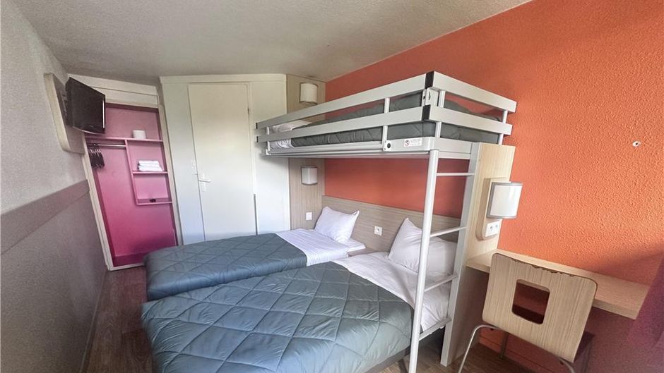 Premiere Classe Nantes Est St Sebastien Room