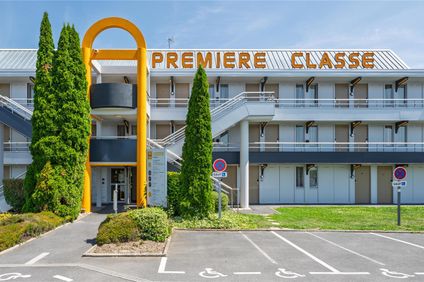 Premiere Classe Niort Est - La Creche