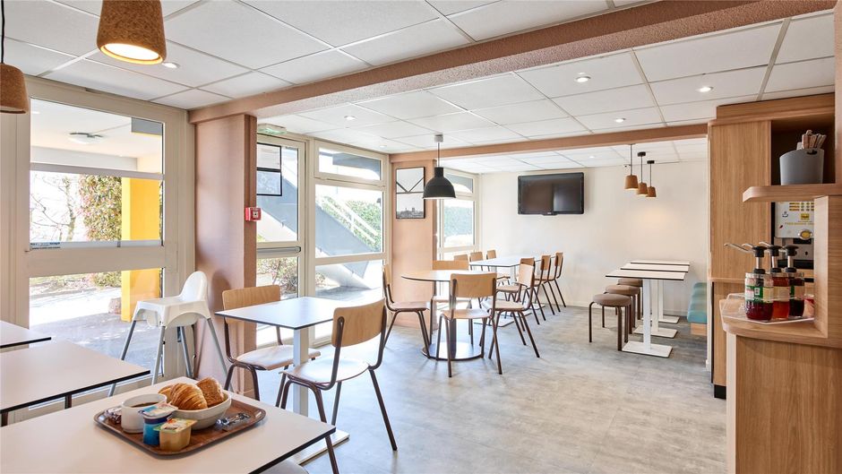 Premiere Classe Valenciennes Ouest Restaurant