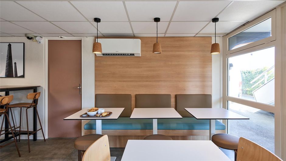 Premiere Classe Valenciennes Ouest Restaurant
