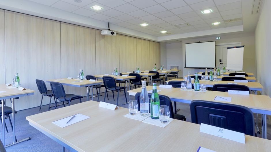 Kyriad Angers Ouest - Beaucouze Meeting