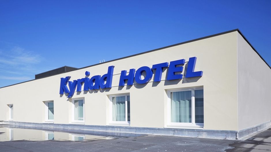 Kyriad Angers Ouest - Beaucouze Exterior