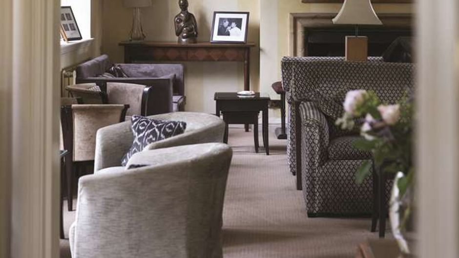 Le Manoir aux Quat'Saisons-Belmond Hotel Lobby