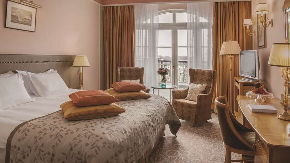 Grand Hotel Europe Room