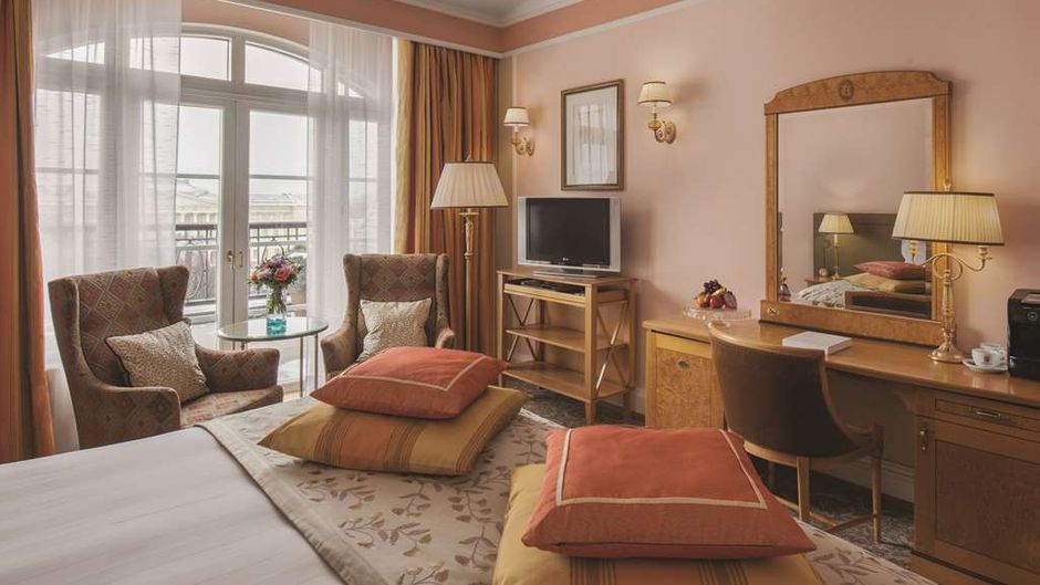 Grand Hotel Europe Room