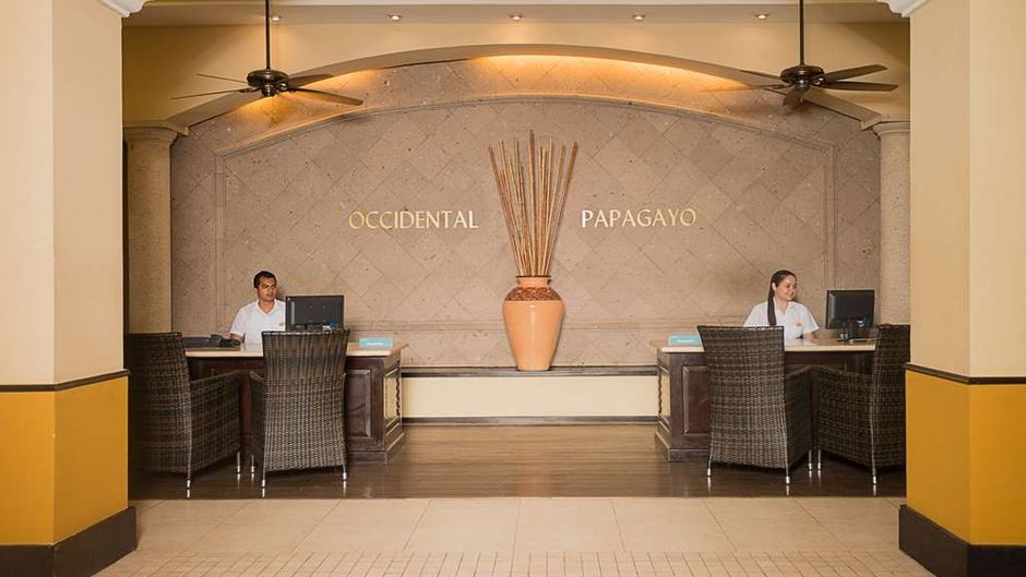 Occidental Papagayo – Adults Only Lobby