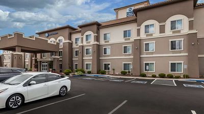Best Western Douglas Inn & Suites