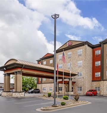 Best Western Plus JFK Inn & Suites
