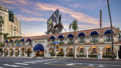 Best Western Plus Sunset Plaza Hotel