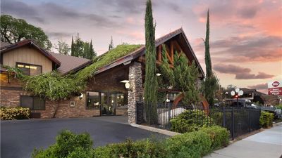 Best Western Plus Yosemite Gateway Inn