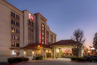 Best Western Plus Heritage Inn