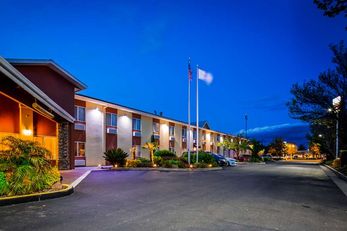 Best Western Plus Corning Inn