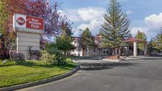 Best Western Plus Deer Park Inn & Suites