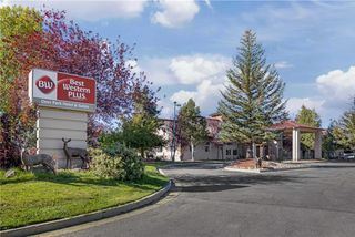 Best Western Plus Deer Park Inn & Suites