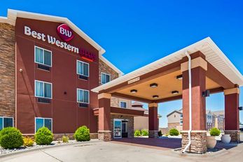 Best Western Plus Carousel Inn & Suites