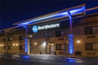 Best Western Crossroads Inn
