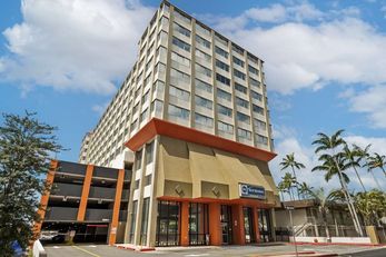 Best Western The Plaza Hotel Honolulu