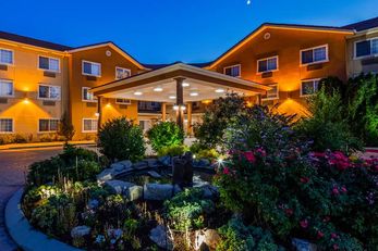 Best Western Plus Caldwell Inn & Suites