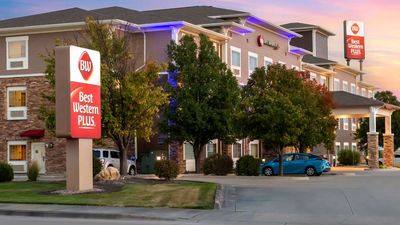 Best Western Plus Butterfield Inn