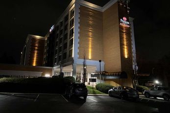 Best Western Premier Hotel & Suites