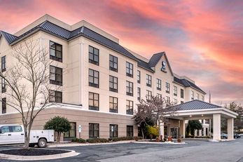 Best Western North East Inn