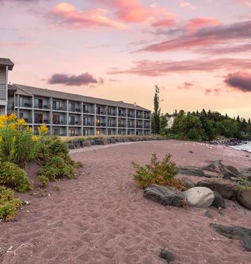 Best Western Plus Superior Inn