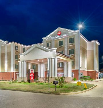 Best Western Plus Flowood Inn & Suites