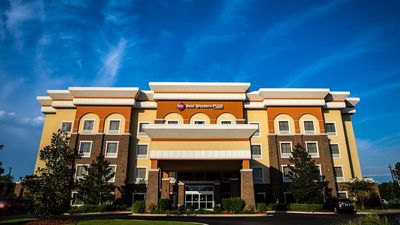 Best Western Plus Goodman Inn & Suites