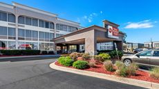 Best Western Sterling Hotel & Suites