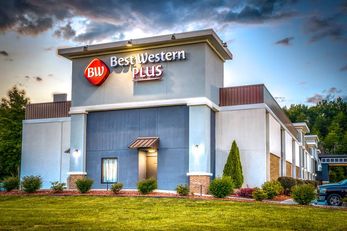 Best Western Yadkin Valley Inn & Suites