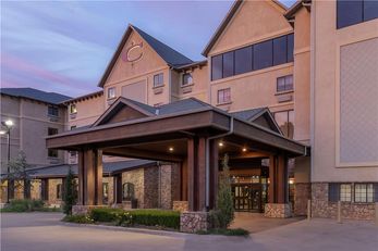 Best Western Plus Cimarron Hotel & Suite