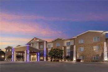 Best Western Plus Sand Bass Inn & Suites