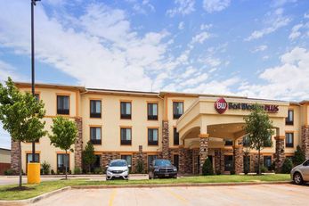 Best Western Plus Fairview Inn & Suites