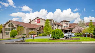 Best Western Plus Mill Creek Inn