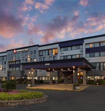 Best Western Plus Reading Inn & Suites