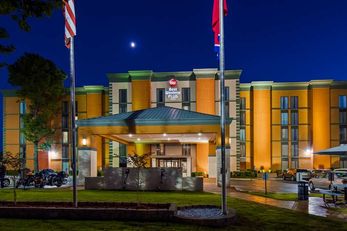Best Western Plus Galleria Inn & Suites